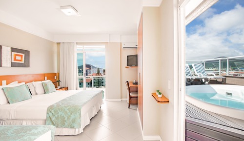 Suite junior, bañera de hidromasaje