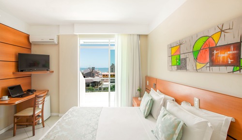 Suite superior, bañera de hidromasaje, vistas a la playa