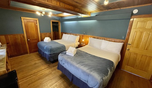 Habitación estándar, 2 camas de matrimonio, no fumadores (Room 307)