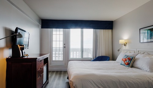 Habitación clásica, 1 cama de matrimonio grande, vistas parciales al mar