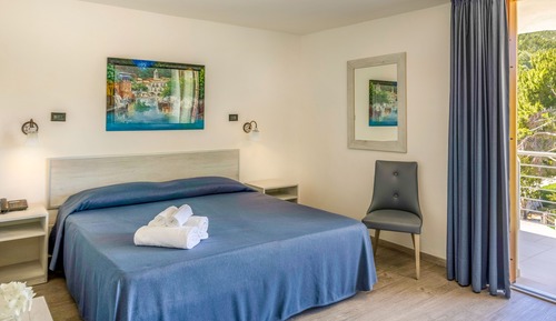 Habitación Confort doble, balcón