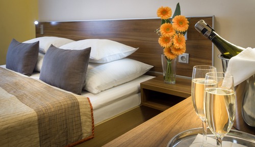 Habitación estándar con 1 cama doble o 2 individuales