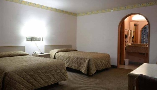 Habitación estándar, 2 camas dobles, no fumadores