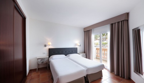 Apartamento superior, balcón