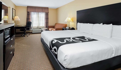Suite Deluxe, 1 cama de matrimonio grande, no fumadores (Mobility/Hearing Impaired Accessible)