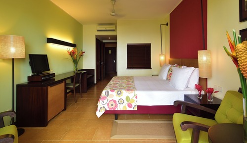 Habitación estándar con 1 cama doble o 2 individuales, vistas al mar