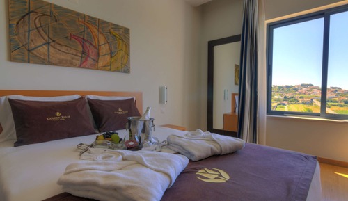 Suite, 1 cama de matrimonio con sofá cama