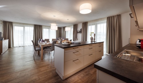 Apartamento superior, 4 habitaciones, cocina (Alpine Premium excl 180€ cleaning fee)