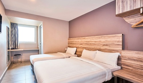 Habitación doble superior, varias camas