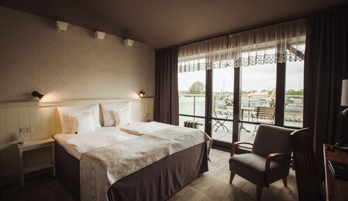 Suite junior, terraza (with Morning Gym Access)