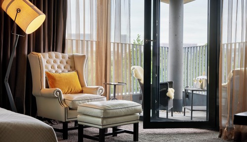 George Junior Suite