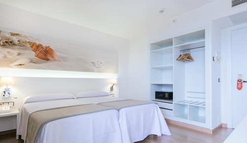 Habitación doble, vistas al mar, en una planta alta (Terrace)