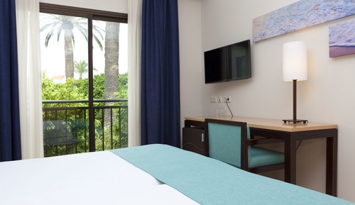 Habitación económica doble (Playa Granada)