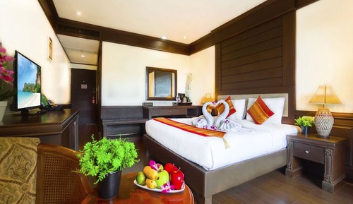 Habitación Deluxe, vistas a la piscina