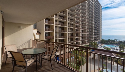 Apartamento de lujo, 2 habitaciones, frente al mar
