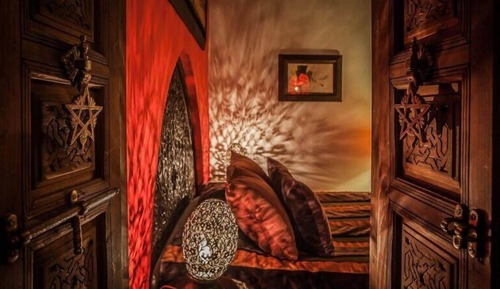 Suite (Yasmina)