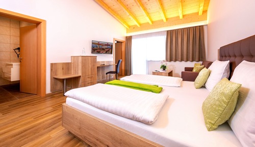 Suite Confort, 2 habitaciones, balcón