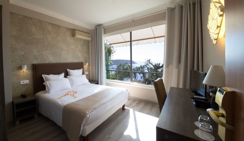 Habitación con 1 cama doble o 2 individuales, vistas al mar