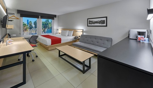 Habitación superior, 1 cama de matrimonio con sofá cama, no fumadores
