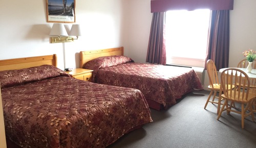 Habitación Two queen beds with kitchenette