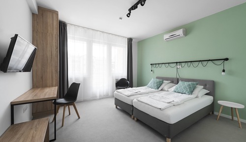 Habitación superior con 1 cama doble o 2 individuales