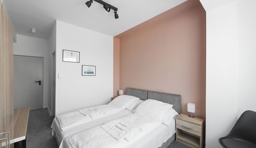 Habitación estándar con 1 cama doble o 2 individuales