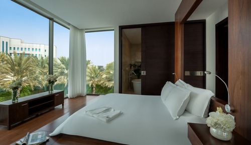 Fairmont, Villa