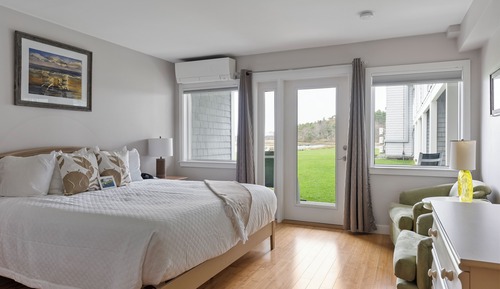 Habitación (Portside King Bed Handicap Accessible)