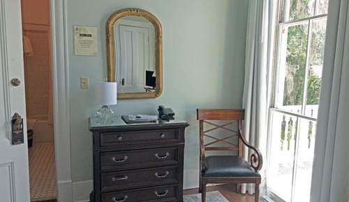 Habitación (Room #8)