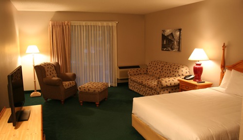 Habitación, varias camas (Five Pines Upper King)