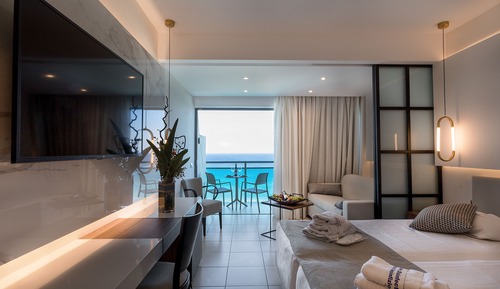 Habitación Deluxe con 1 cama doble o 2 individuales, vistas al mar