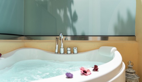 Suite (Santorini)