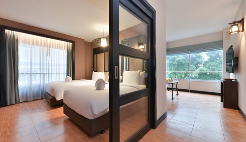 Royal Suite With Breakfast Twin Bed
