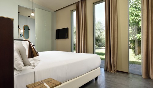 Jacuzzi suite