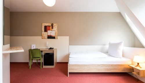 Standard Single Room