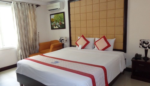 Habitación estándar con 1 cama doble o 2 individuales