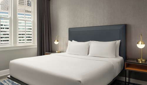 Suite junior, 1 cama de matrimonio grande con sofá cama, vistas a la ciudad