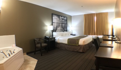 Suite, 1 cama de matrimonio grande, bañera de hidromasaje
