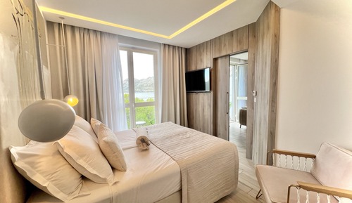 Suite ejecutiva, balcón, vistas al mar
