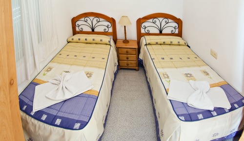 Apartamento, 2 habitaciones, balcón