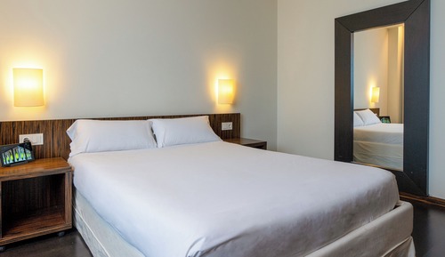 Habitación estándar con 1 cama doble o 2 individuales