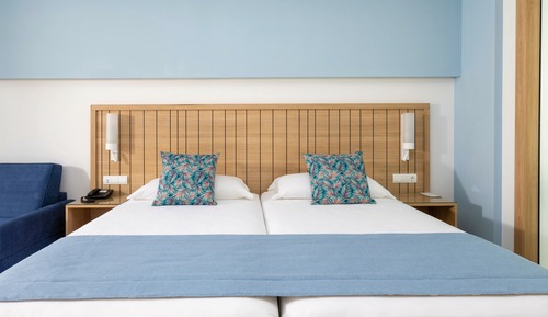 Habitación estándar doble, balcón