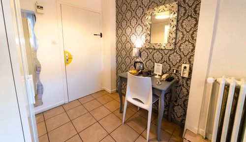 Habitación Confort doble, 1 cama doble o 2 individuales