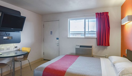Habitación estándar, 1 cama de matrimonio, accesible para personas con discapacidad, no fumadores