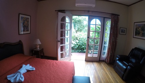 Suite familiar, varias camas, terraza, vistas a la montaña