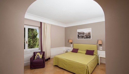 Habitación clásica con 1 cama doble o 2 individuales