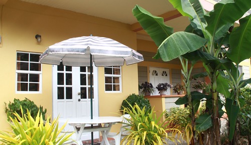 Estudio, 2 camas individuales
