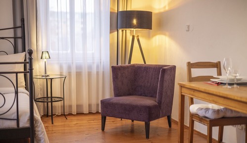 Estudio Deluxe (One Double Bed)