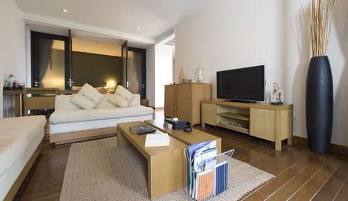 One Bedroom Deluxe Suite