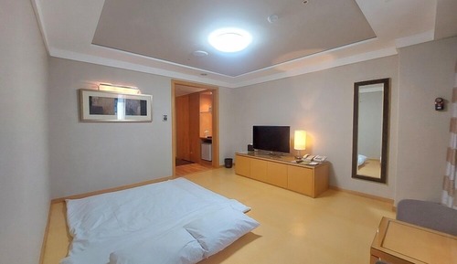 Habitación tradicional (Ondol, Room Only)